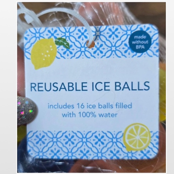 New Reusable Ice Cubes Round 16 Count Colorful NWT - Picture 4 of 6